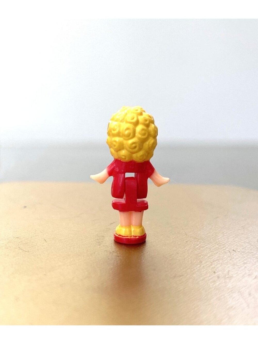 Vintage Polly Pocket 1989 Bluebird Figure Red Dress Townhouse Cafe Replacement - Picture 4 of 11